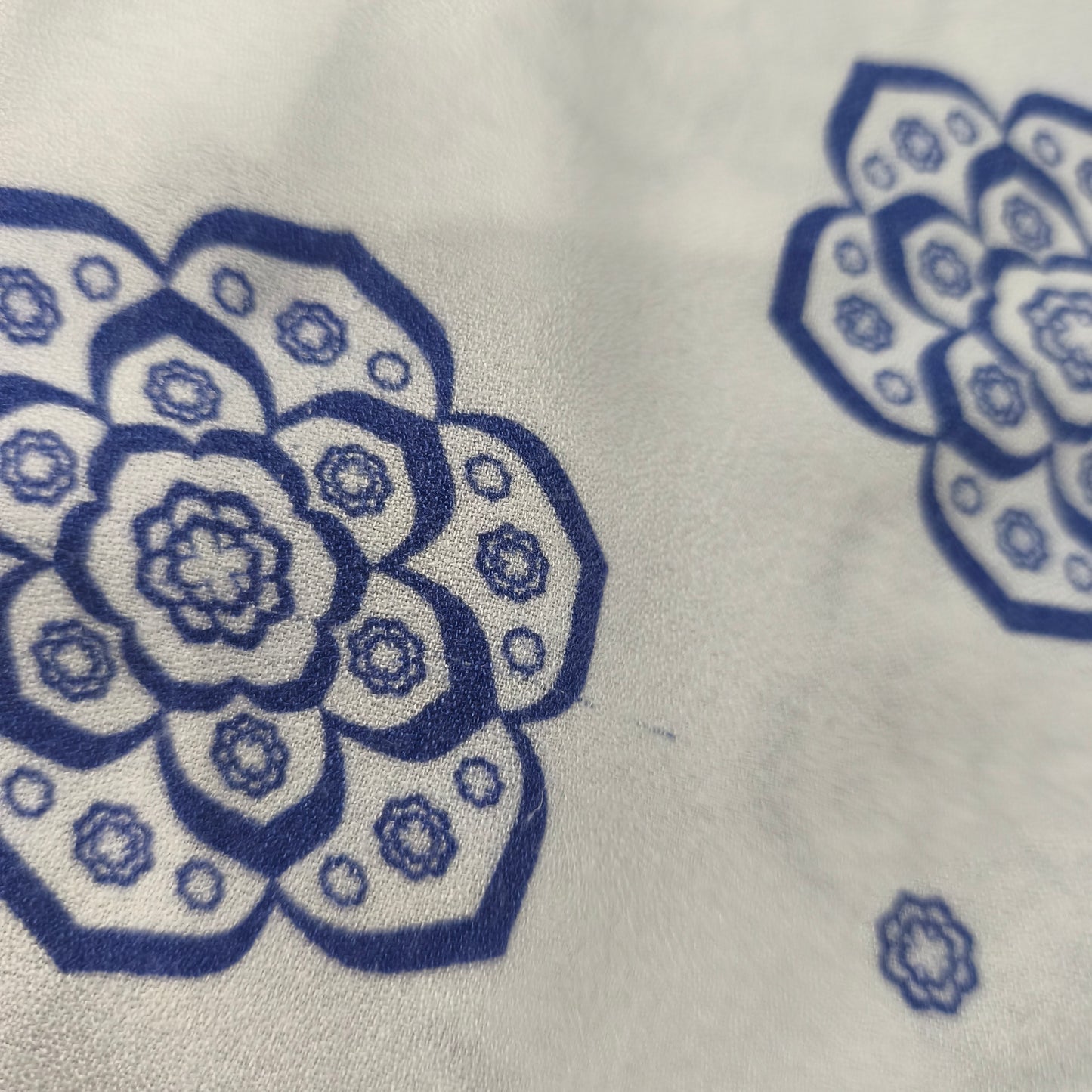 Blouse Chemisier Est'Seven Paris Motifs Mandalas Bleu Blanc Volants Femme #0250