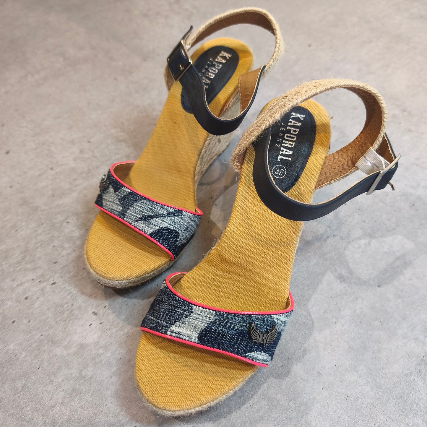 Sandales Femme compensées Kaporal Jeans T39
