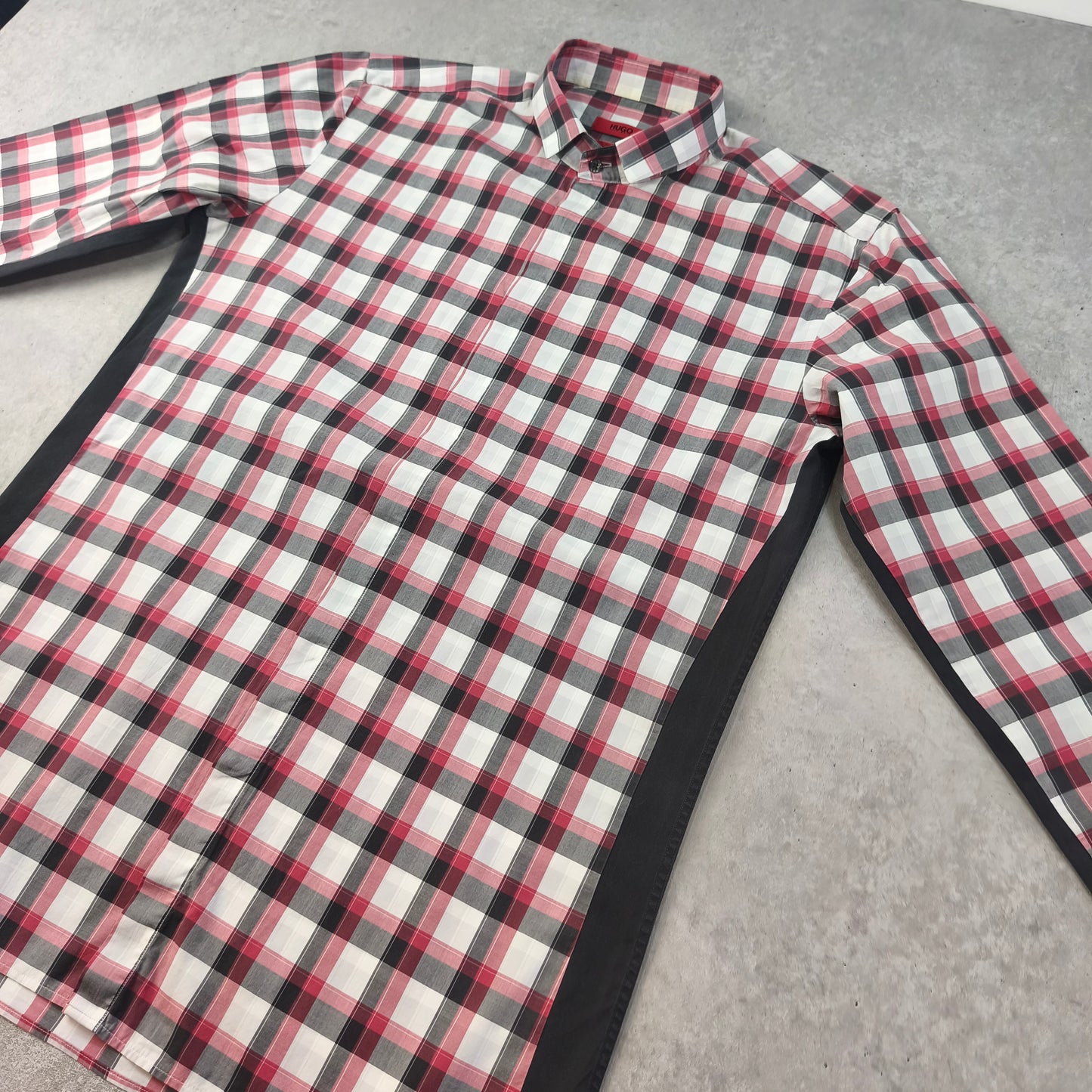Chemise Hugo Boss Slim Fit Carreaux Rouge Noir Homme Taille L #0250