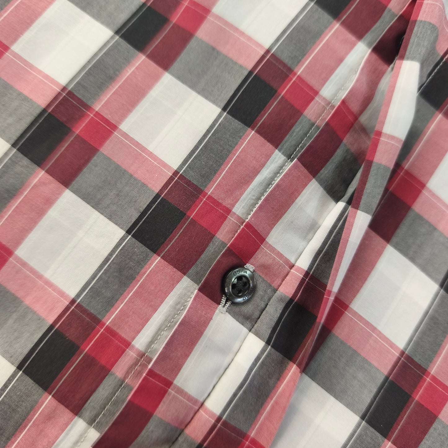 Chemise Hugo Boss Slim Fit Carreaux Rouge Noir Homme Taille L #0250